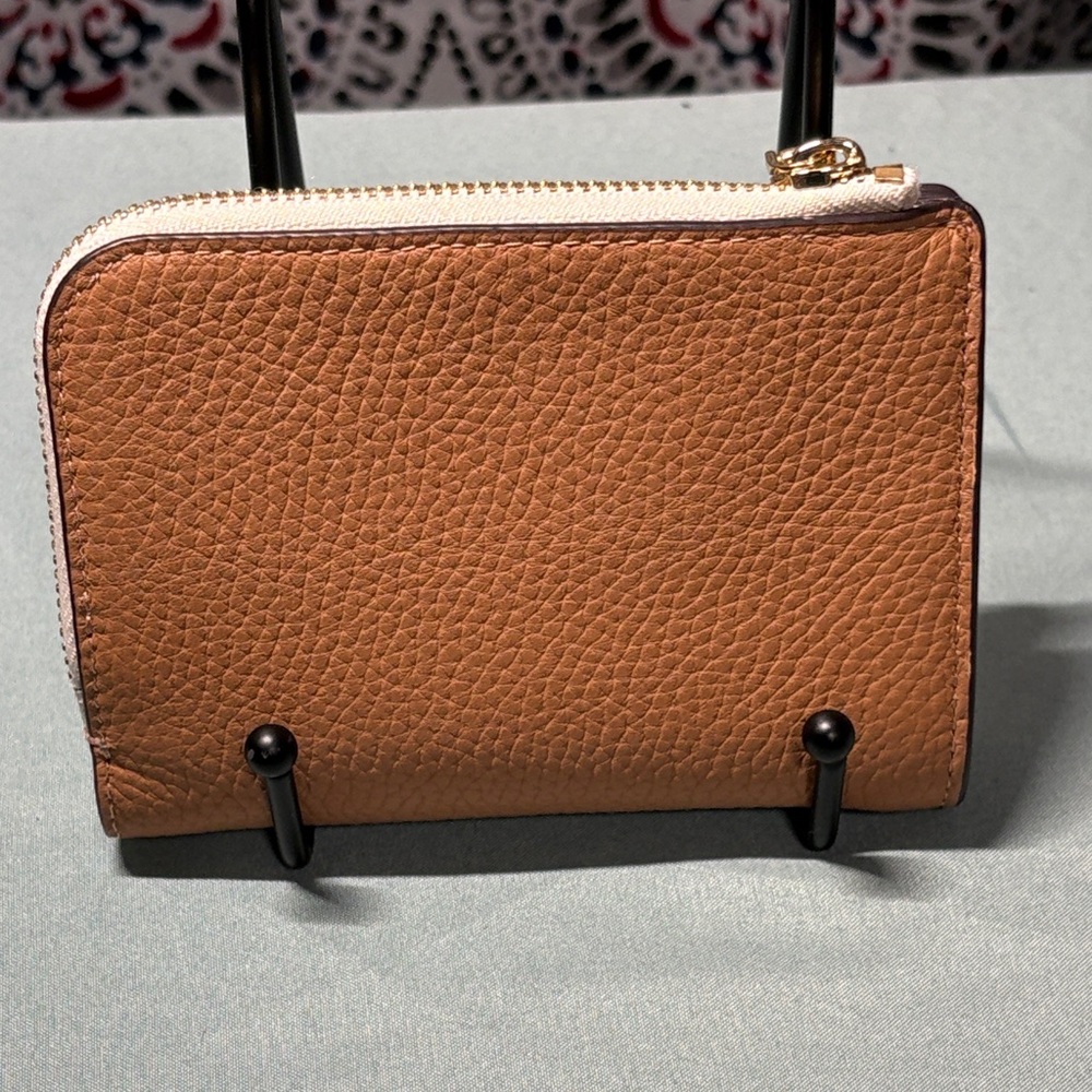 Kate Spade Staci Colorblock Small Bifold Wallet Warm Beige Brown Parchment NIB - Picture 4 of 8